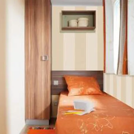 Mobil-home Avec Terrasse, 3 Chambres, 4 Personnes - Api-1-52-1131