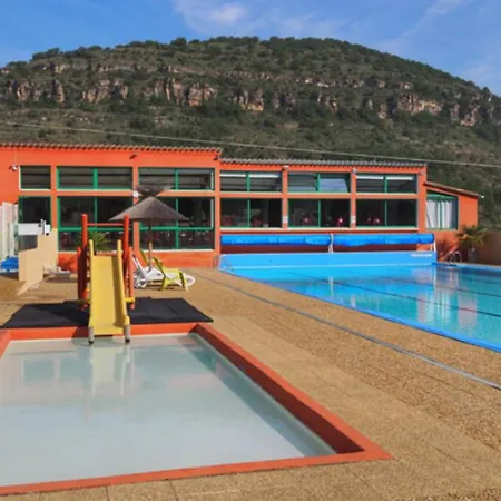 Camping Mobil-home Avec Terrasse, 3 Chambres, 4 Personnes - Api-1-52-1131 Saint-Rome-de-Tarn